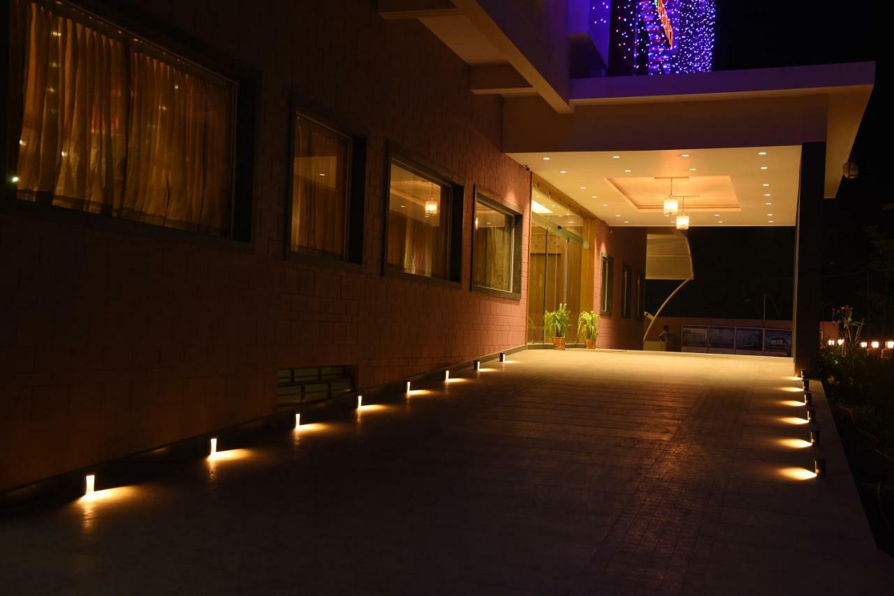 Rathna Residency Hotel Erode Exterior foto